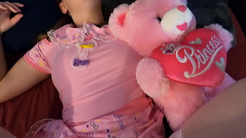 Filmulet porno cu fete de35 ani sexanal