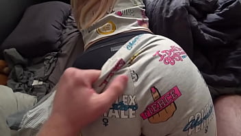 Filme erotice cu tineri si femei mature