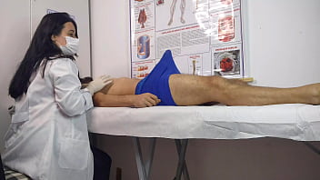 Blonda face sex pana cand variaza