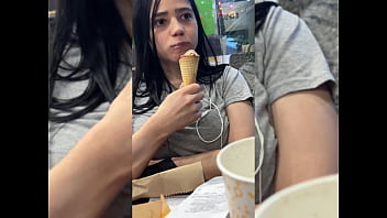 Filme porno cu negri care fut femei in sex shop