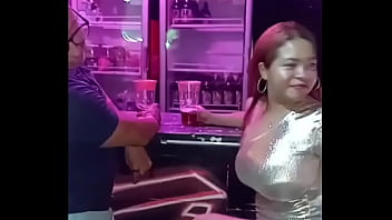 Film porno gratis cu o fata care se dezvergineaza